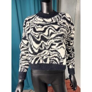 SO Goods For Life Zebra Print Pullover Sweater Women's Large Knit Cozy
